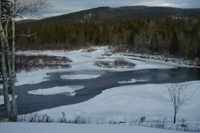Vue depuis la fenêtre   © La Rivière enchantée
