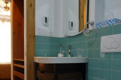 Salle de bain et garde-robe