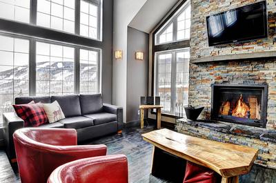 BLANC 14 – CHALET STONEHAM