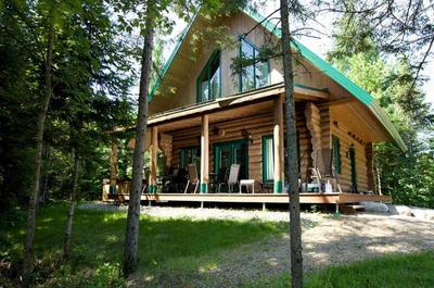 AURORE BORÉALE – AU CHALET EN BOIS ROND