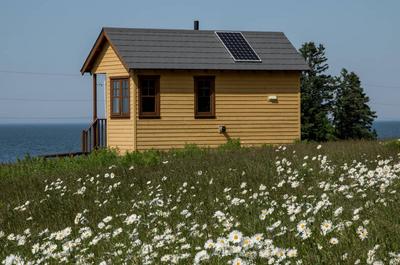 Chalet jaune pour 1 à 4 personnes   © Domaine Floravie