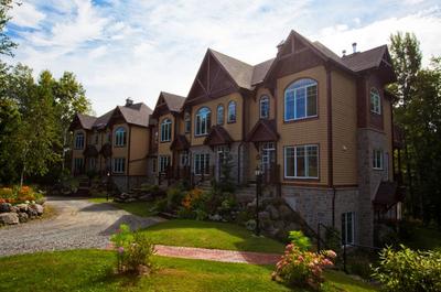 VIVALDI CONDO 201