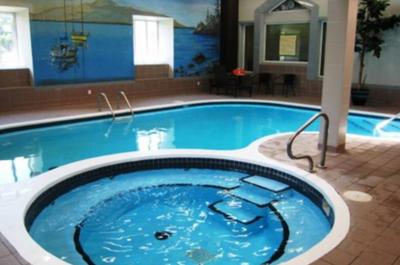 Piscine intérieure