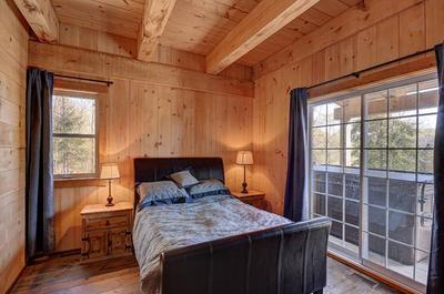 Chambre et balcon