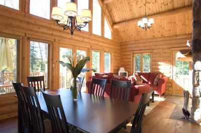 LE BLUEBERRY LAKE RESORT – CHALET TOTEM II