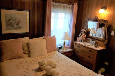 Chambre avec salle de bain partagée