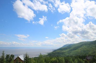 Vue sur le fleuve