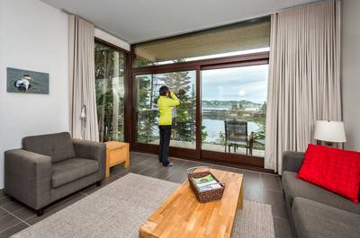 Intérieur et vue du chalet le Bécasseau