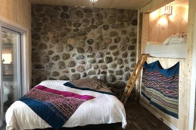 Chambre de glamping arabe