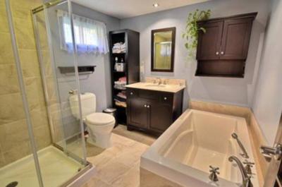 Salle de bain   © Chalet du Lac Long