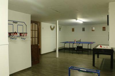Salle de jeux   © Maisons Et Chalets à Louer.Com