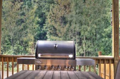 BBQ   © V.Vorobyov