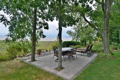 Terrasse avec vue fleuve   © C.Daigle