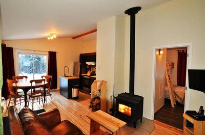 Chalet Spa La Hutte   © Chalets Arseneault inc.