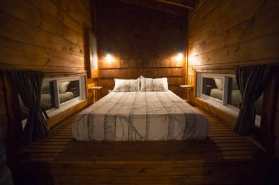 Cabane Écorce - intérieur   © M.Leduc Poirier