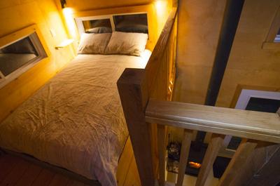 Cabane - Sous-bois - Intérieur   © M.Leduc Poirier