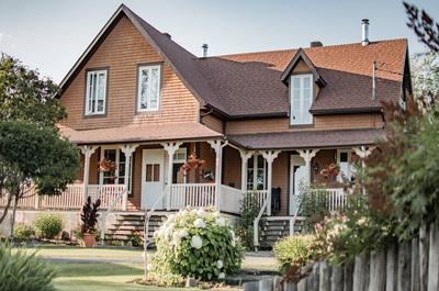 Maison centenaire - Le Arsenault   © La Ruelle hébergement