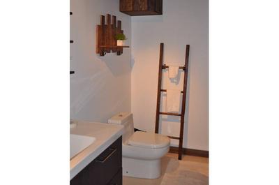 Salle de bain principale   © J.Malouin