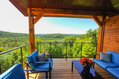 Balcon avec vue sur la vallée   © M.Dynx