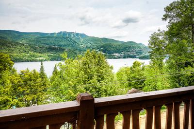 HOTEL DU LAC – 464
