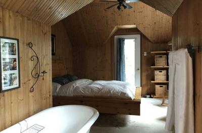 Vue sur la chambre principale