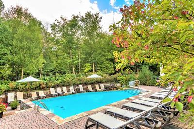 Piscine extérieure   © Tremblant Prestige