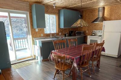 Salle à manger et cuisine