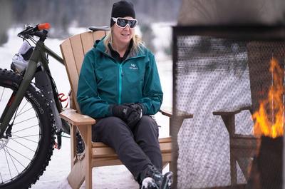 Un moment de détente après une balade en fat bike   © Le Baluchon Éco-villégiature