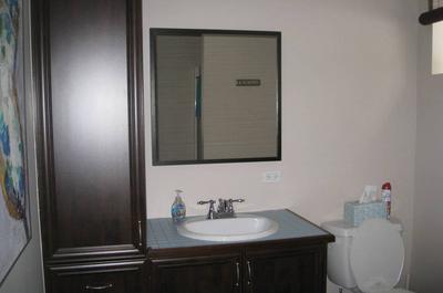 Salle de bain 2 sous-sol   © S.Lavictoire
