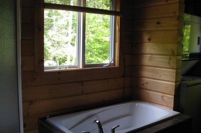 Salle de bain rez-de-chaussée   © S.Lavictoire