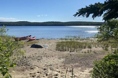 CHALET LAC DES COMMISSAIRES