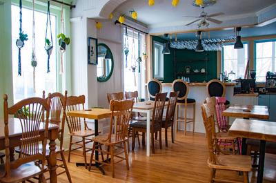 Le Bistro