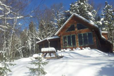 Il y a de la neige en hiver