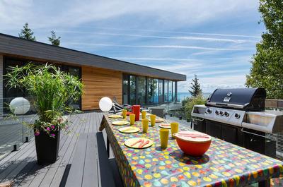Terrasse avec BBQ   © R.Bouchard