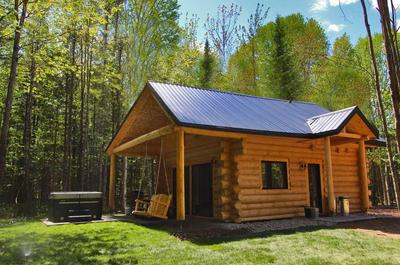 CACHE – AU CHALET EN BOIS ROND