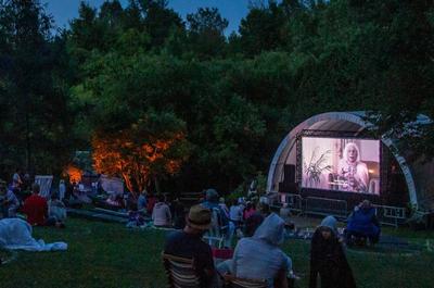 Cinéma en plein air   © A.Tardif