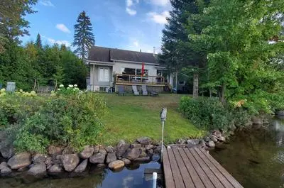 Vue arrière du chalet