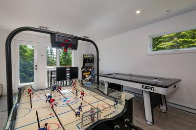 Salle d'activités (rez-de-jardin)