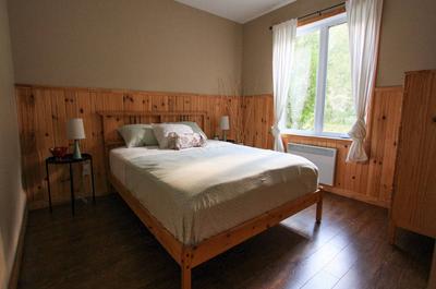 Chambre principale avec 1 lit queen   © Y.Frérot