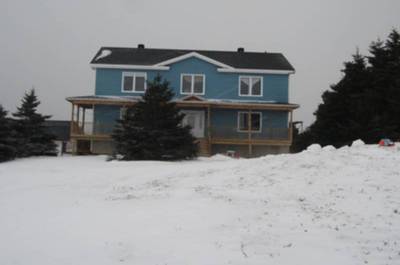 LA MAISON BLEUE