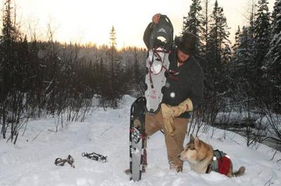 Raquette et traîneau à chiens