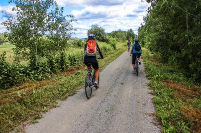 Piste cyclable   © F.Lemire
