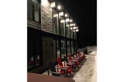 Spa et terrasse arrière   © D.Lemire