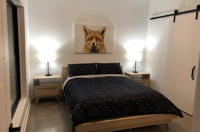 Chambre 1 lit queen   © D.Lemire