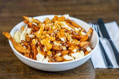 Poutine   © Pub Lord William