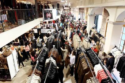 La Grande Braderie de Mode Québécoise (automne) – Montréal