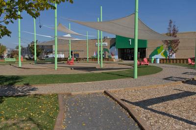 Parc éphémère extérieur   © Fleur de Lys centre commercial