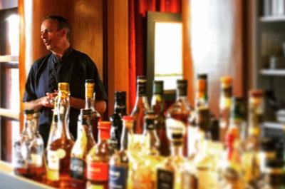 Bon choix d'alcools   © Auberge du Chemin Faisant