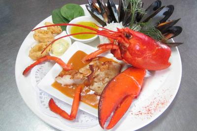 Assiette des Trésors de la mer   © Restaurant La Belle Excuse