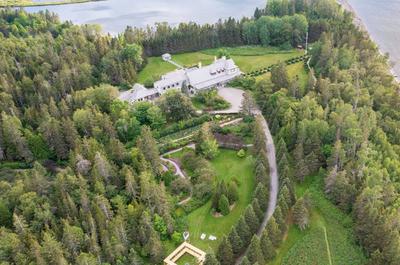 Vue aérienne de la villa Estevan et de la Véranda   © JC.Lemay Photo